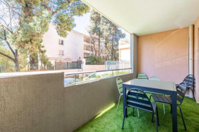 Comfort and serenity with A-C, Parking and Balcony